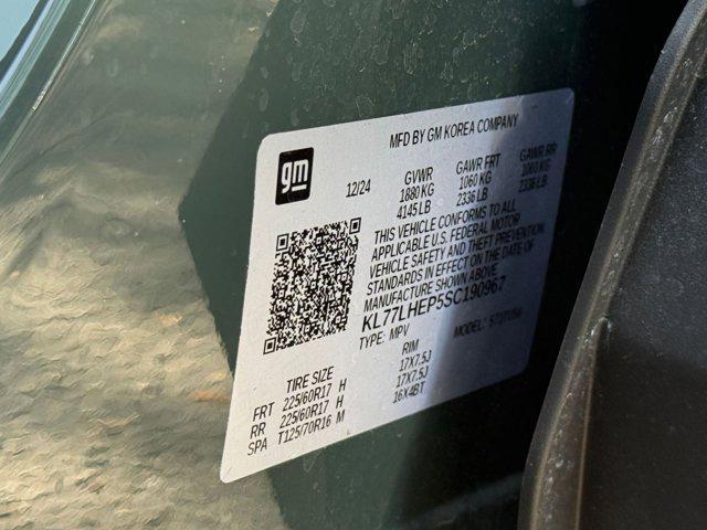 used 2025 Chevrolet Trax car, priced at $18,529