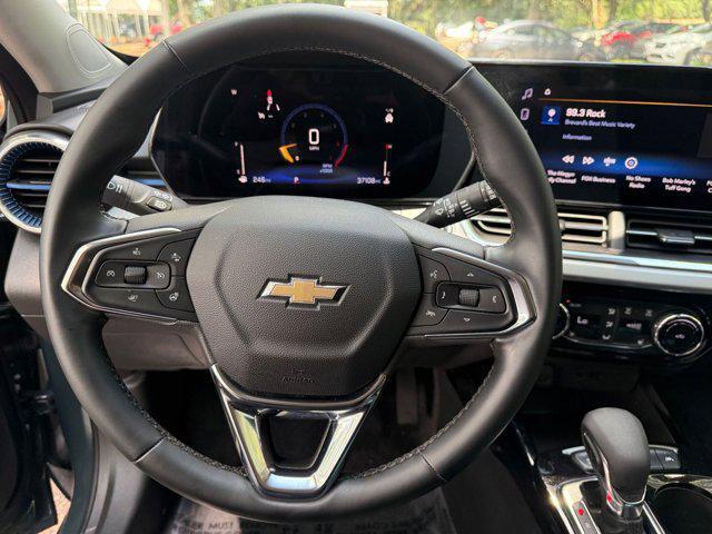 used 2025 Chevrolet Trax car, priced at $19,499