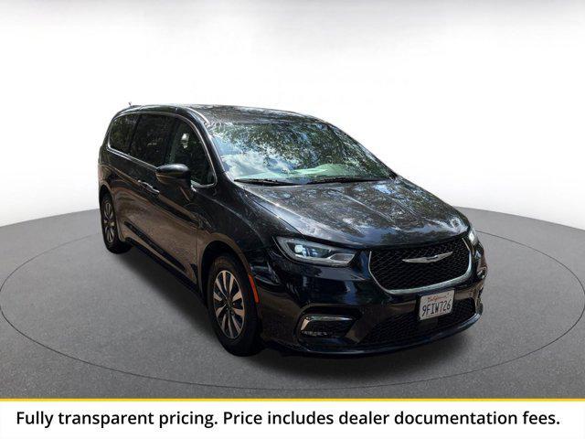 used 2023 Chrysler Pacifica Hybrid car, priced at $23,995
