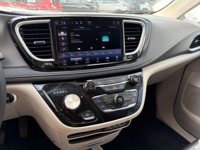 used 2023 Chrysler Pacifica Hybrid car, priced at $23,995