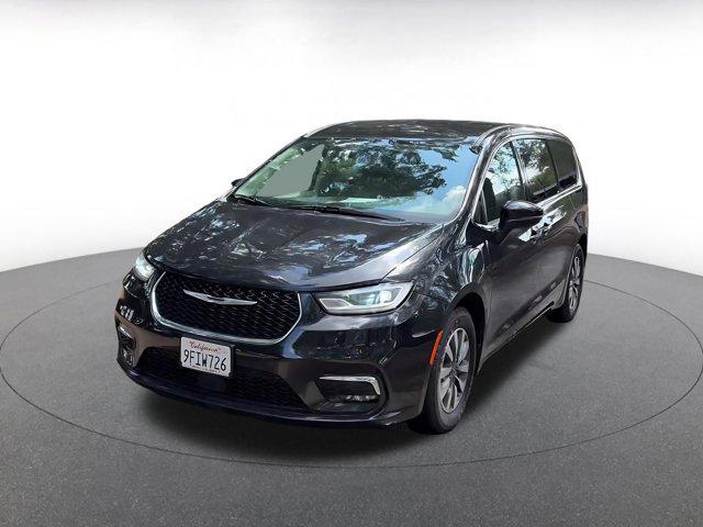 used 2023 Chrysler Pacifica Hybrid car, priced at $23,995