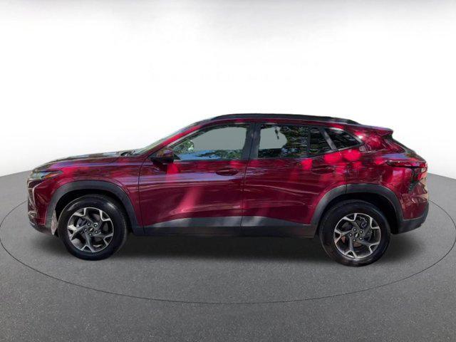 used 2025 Chevrolet Trax car, priced at $18,877