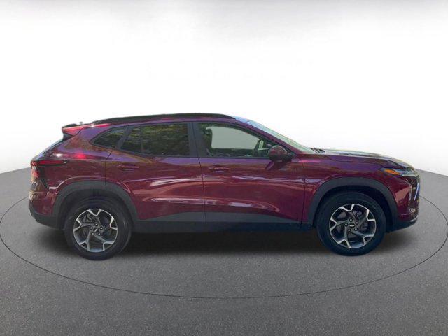 used 2025 Chevrolet Trax car, priced at $18,877