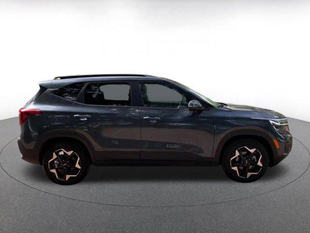 used 2025 Kia Seltos car, priced at $20,931