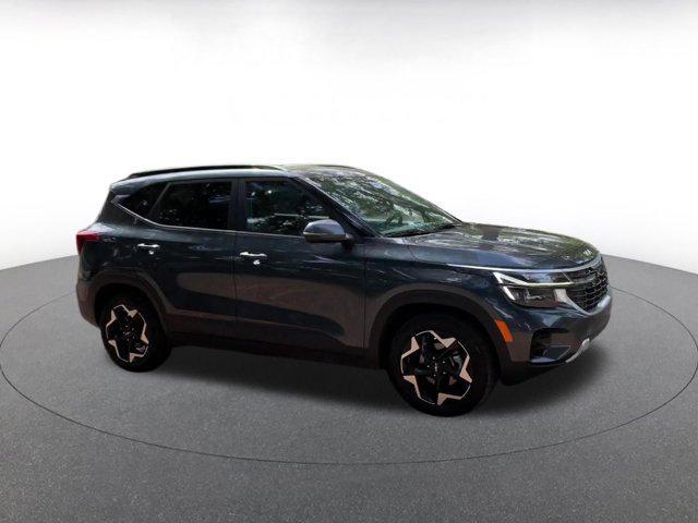 used 2025 Kia Seltos car, priced at $20,931