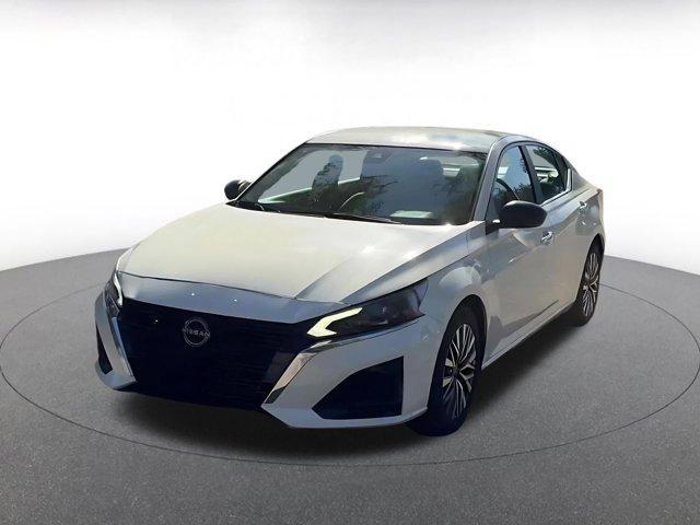 used 2025 Nissan Altima car, priced at $17,944