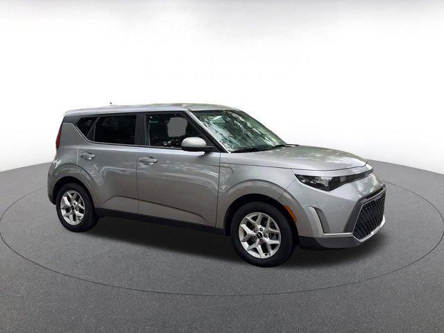 used 2025 Kia Soul car, priced at $17,995