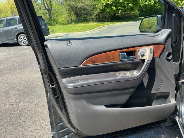 used 2013 Lincoln MKX car, priced at $2,997