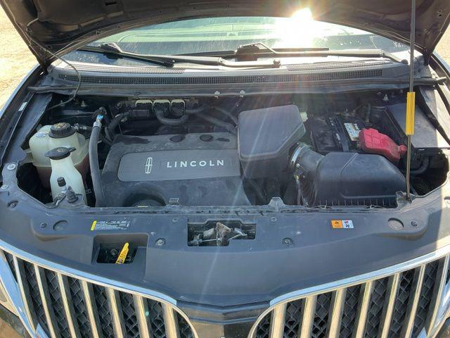 used 2013 Lincoln MKX car, priced at $2,997
