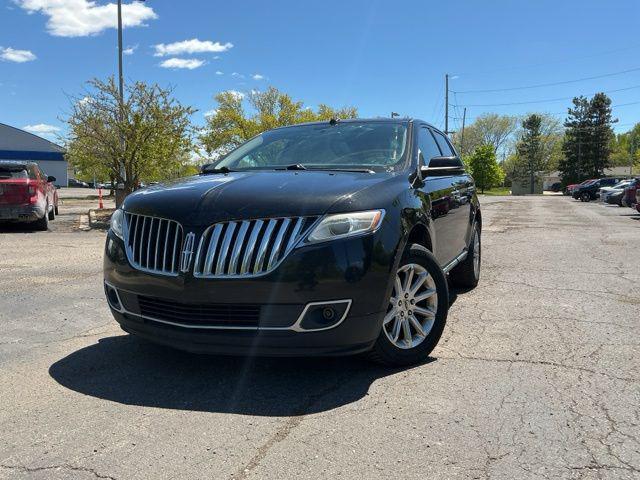 used 2013 Lincoln MKX car, priced at $2,997