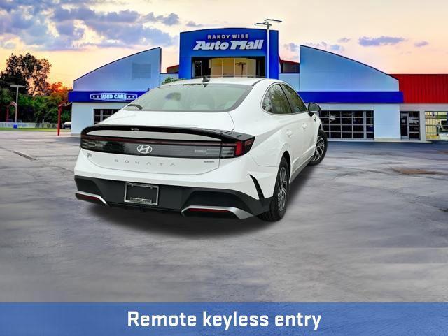 new 2026 Hyundai Sonata Hybrid car, priced at $29,605