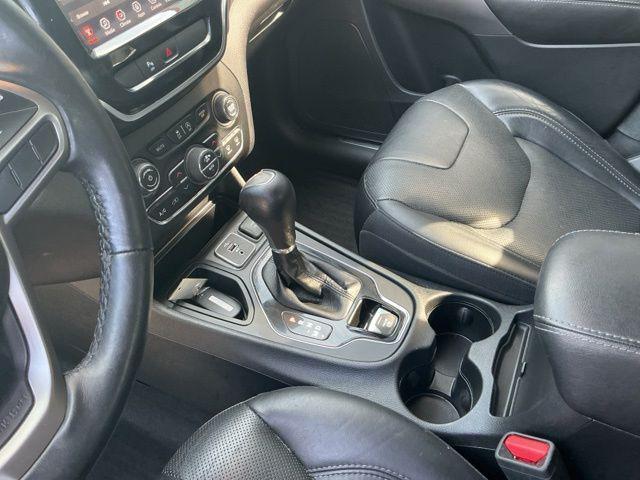 used 2019 Jeep Cherokee car, priced at $16,495
