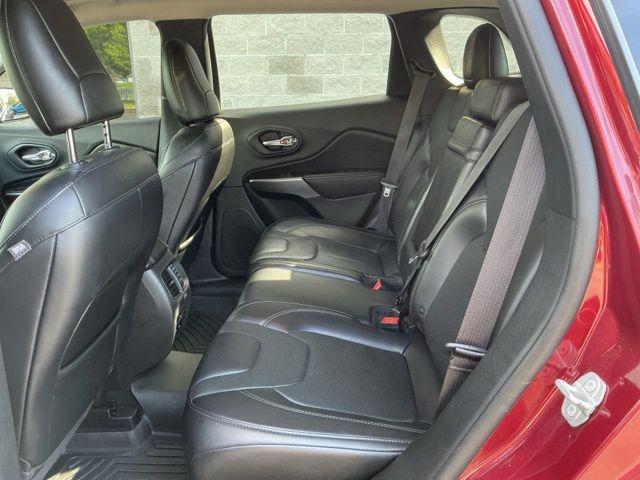 used 2019 Jeep Cherokee car, priced at $16,495