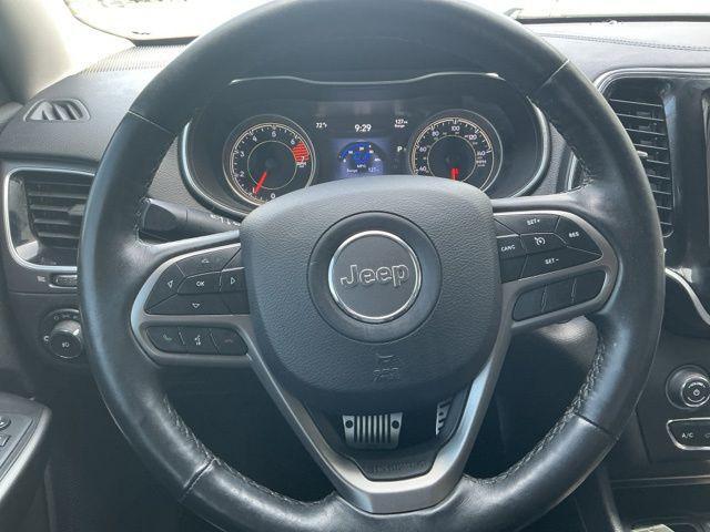 used 2019 Jeep Cherokee car, priced at $16,495