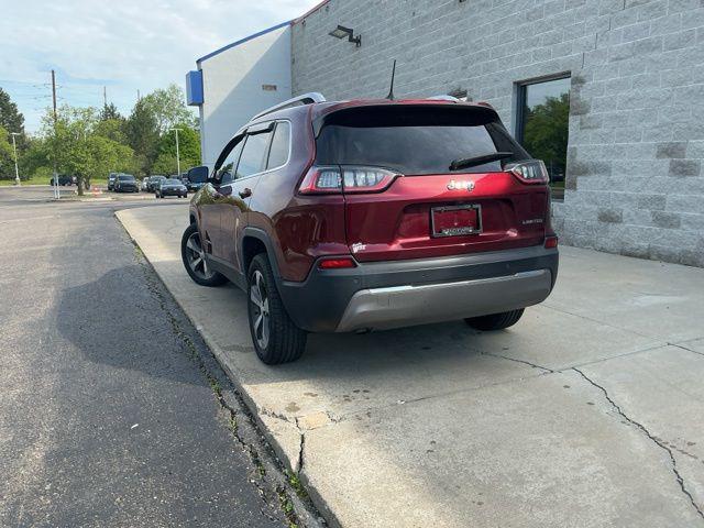 used 2019 Jeep Cherokee car, priced at $16,495