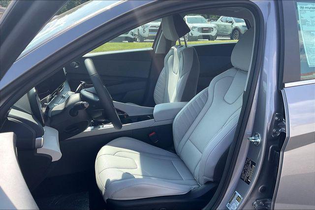 new 2025 Hyundai ELANTRA HEV car, priced at $27,794