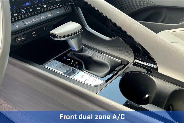 new 2025 Hyundai Elantra car, priced at $25,687