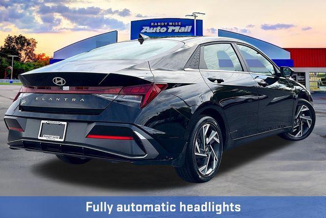 new 2025 Hyundai Elantra car, priced at $25,027