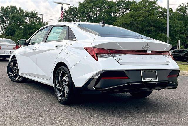 new 2025 Hyundai ELANTRA HEV car, priced at $27,674