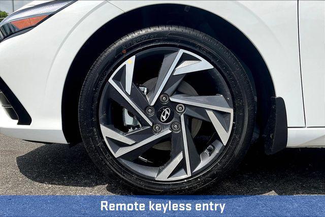 new 2025 Hyundai ELANTRA HEV car, priced at $27,174