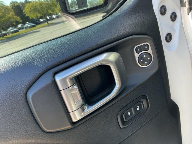 used 2019 Jeep Wrangler Unlimited car, priced at $25,495
