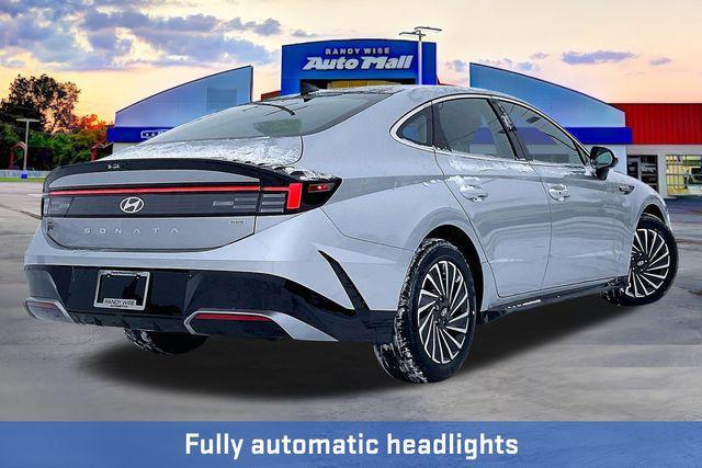 new 2026 Hyundai Sonata Hybrid car, priced at $33,067