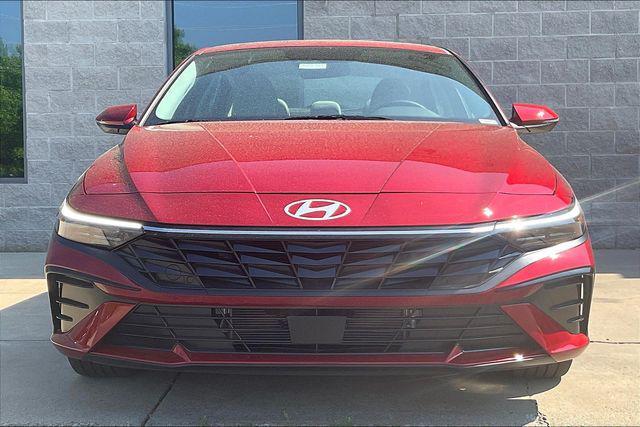 new 2025 Hyundai ELANTRA HEV car, priced at $28,011