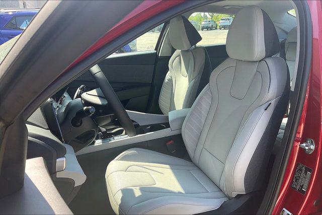 new 2025 Hyundai ELANTRA HEV car, priced at $28,011