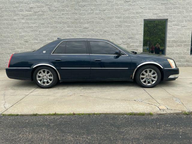 used 2009 Cadillac DTS car, priced at $1,750
