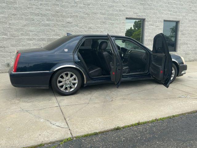 used 2009 Cadillac DTS car, priced at $1,750