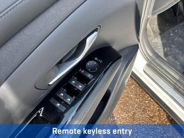 new 2026 Hyundai Tucson car, priced at $40,820