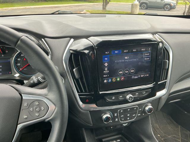 used 2023 Chevrolet Traverse car, priced at $27,495