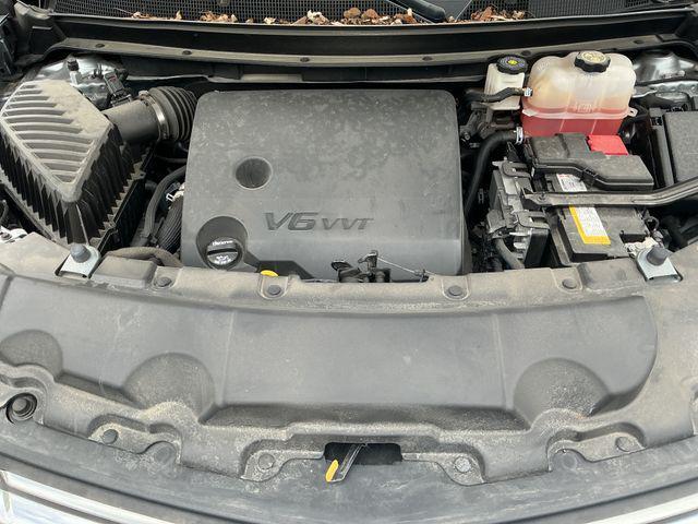 used 2023 Chevrolet Traverse car, priced at $27,495