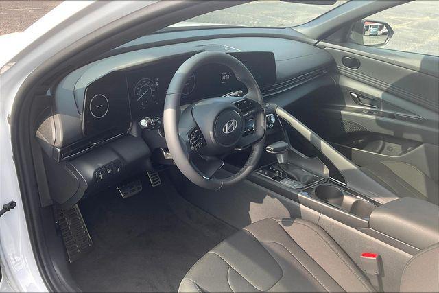 new 2025 Hyundai ELANTRA HEV car, priced at $26,987