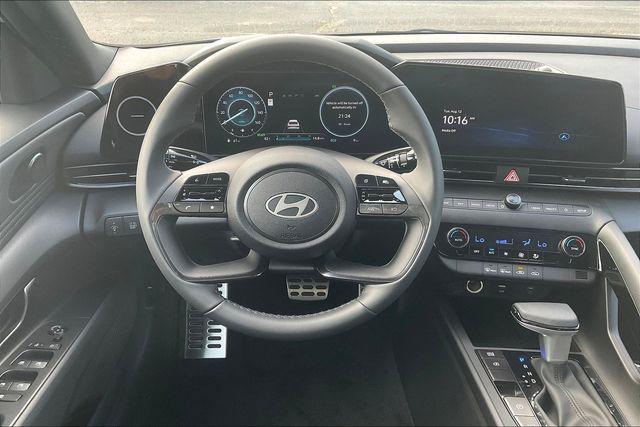 new 2025 Hyundai ELANTRA HEV car, priced at $26,987