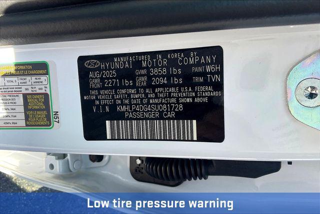 new 2025 Hyundai Elantra car, priced at $26,265