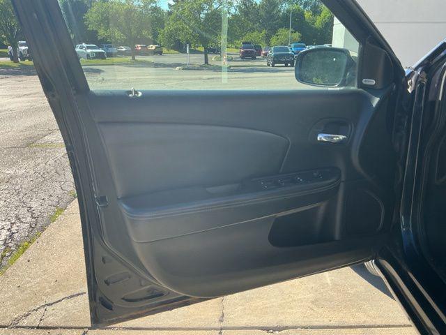 used 2011 Chrysler 200 car, priced at $5,995