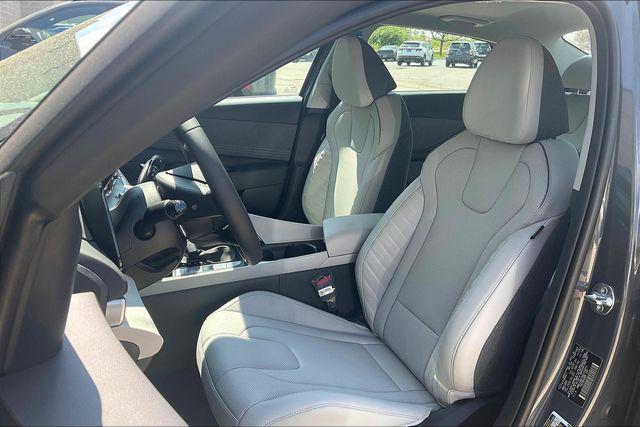 new 2025 Hyundai ELANTRA HEV car, priced at $27,794