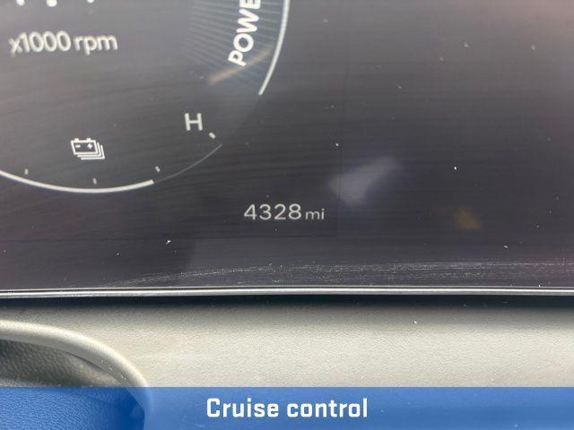 new 2026 Hyundai TUCSON Hybrid car, priced at $34,045