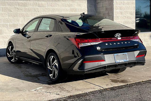 new 2025 Hyundai ELANTRA HEV car, priced at $25,893