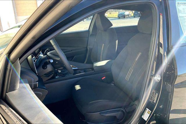 new 2025 Hyundai ELANTRA HEV car, priced at $25,893