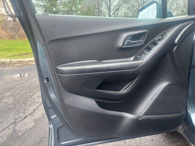 used 2022 Chevrolet Trax car, priced at $10,222