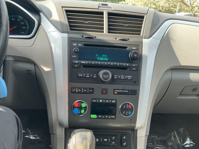 used 2009 Chevrolet Traverse car, priced at $1,750
