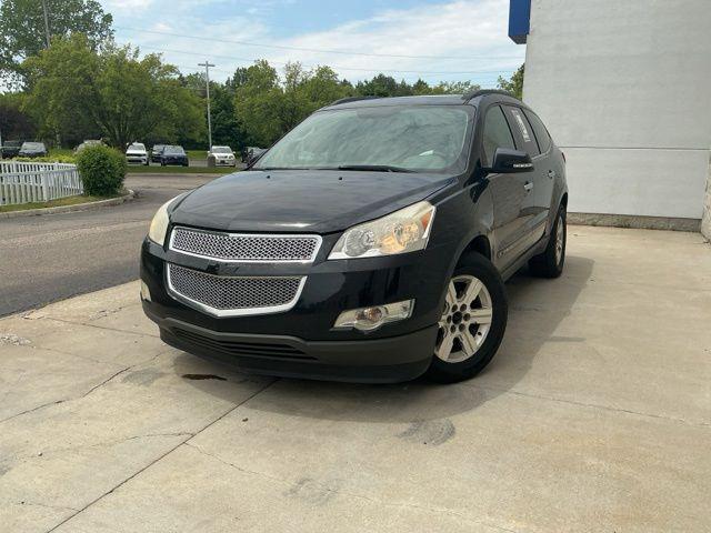 used 2009 Chevrolet Traverse car, priced at $1,750