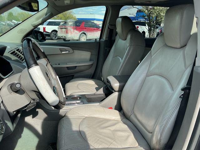 used 2009 Chevrolet Traverse car, priced at $1,750