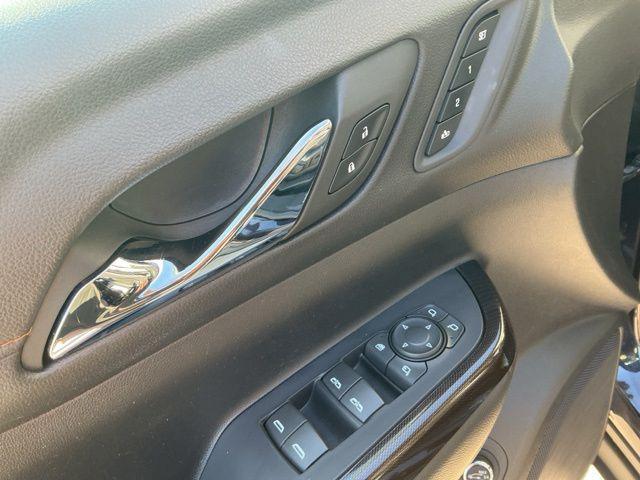 used 2022 GMC Acadia car, priced at $22,495