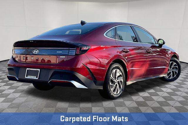 new 2026 Hyundai Sonata Hybrid car, priced at $29,017
