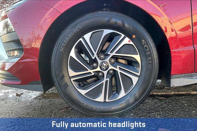 new 2026 Hyundai Sonata Hybrid car, priced at $29,017