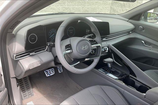 new 2025 Hyundai ELANTRA HEV car, priced at $26,061
