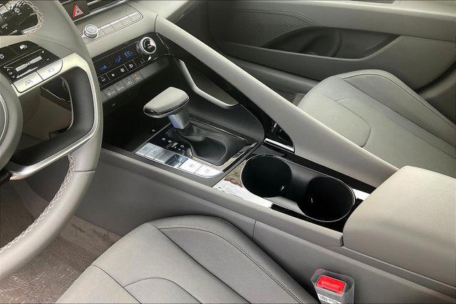 new 2025 Hyundai ELANTRA HEV car, priced at $26,061
